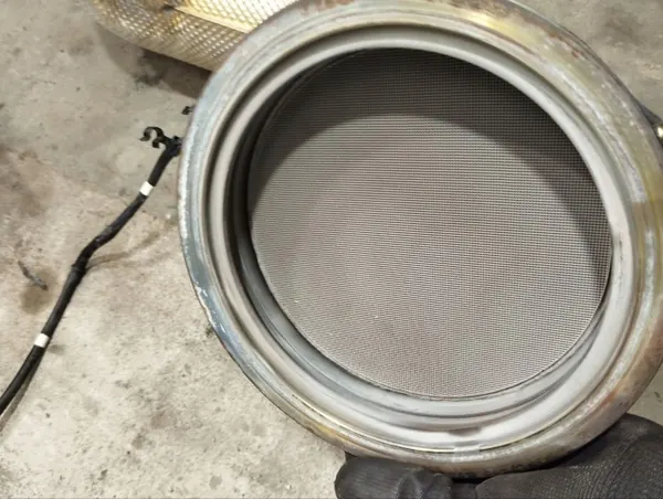 Porsche Katalysator OEM 971131703H Gebraucht image 3