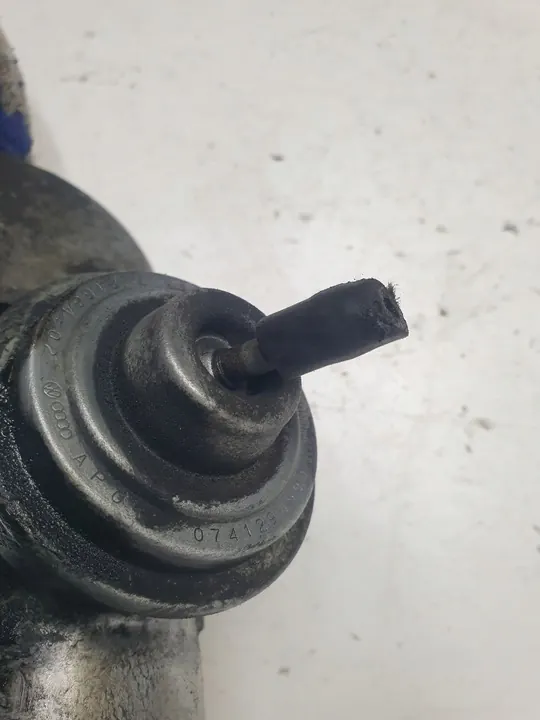 EGR-venttiili VW Transporter T4 2.5 TDI 074129499B image 4