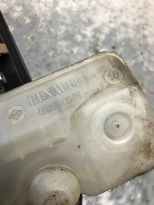 Réservoir de liquide de frein OEM 460910004R - Scenic III image 3