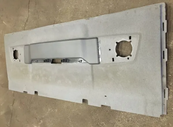 82056016 Volvo Cabine achterwand - Gebruikt image 2