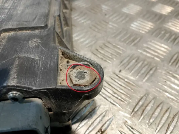 Sähköinen käsijarru OEM 8200316575 Renault Espace IV image 10