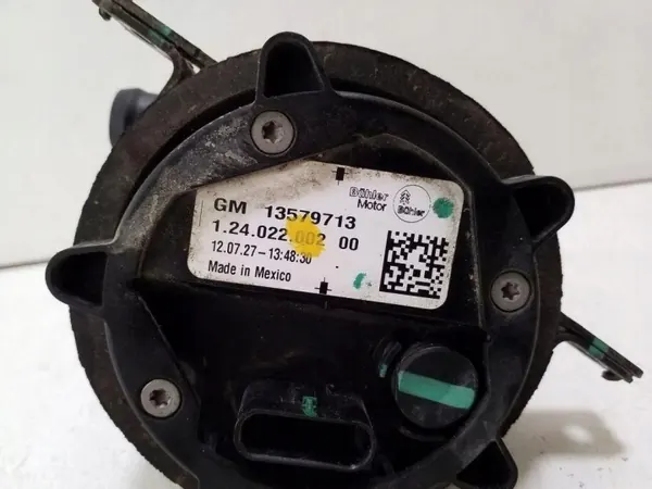 Pompe de refroidissement batterie Opel Ampera OEM 13579713 image 4