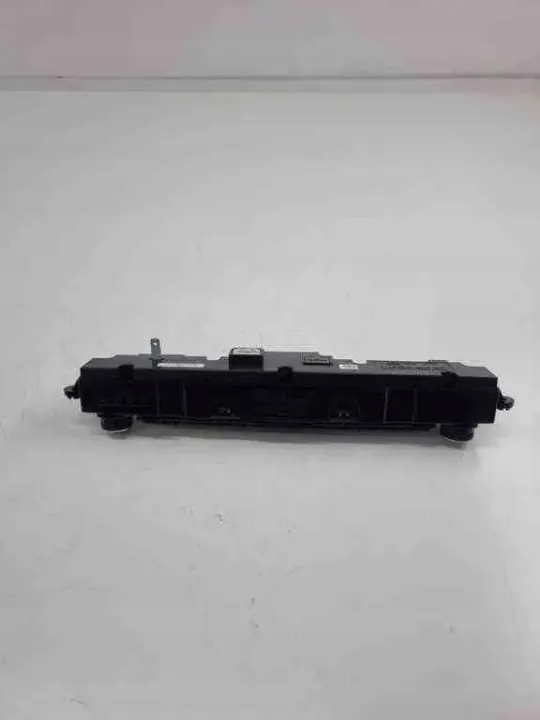 Fusible batterie Kia OEM D996569210 pour Sportage 1.6L Diesel image 4