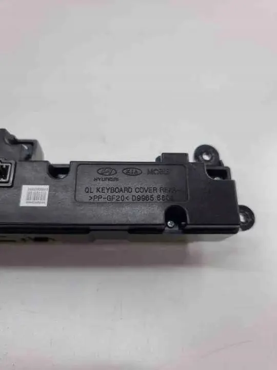 Fusible batterie Kia OEM D996569210 pour Sportage 1.6L Diesel image 5
