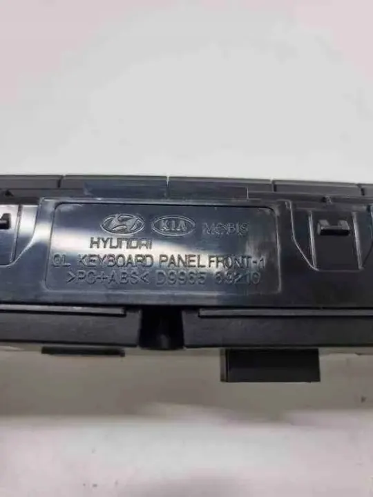 Fusible batterie Kia OEM D996569210 pour Sportage 1.6L Diesel image 6