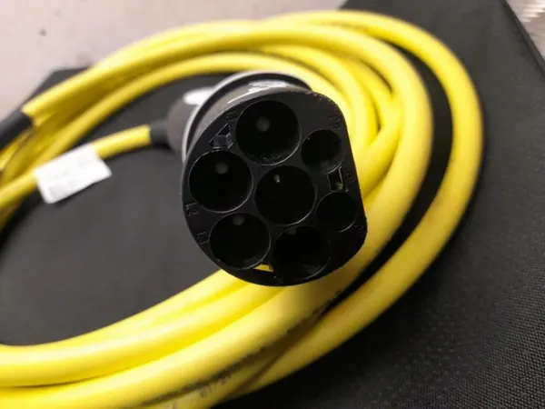 Laddkabel Volkswagen PASSAT Variant 2021 image 2