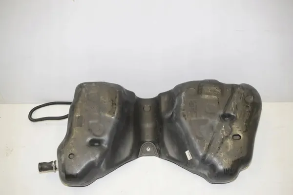 BMW Bränsletank OEM 7465279 för 5 TOURING G31 image 3