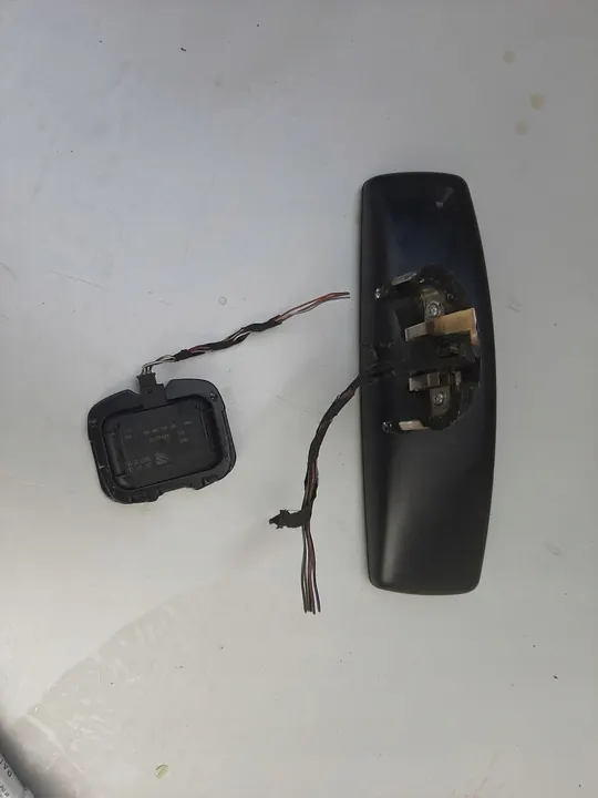 Sisätaustapeili Sensorilla Golf V:lle image 3