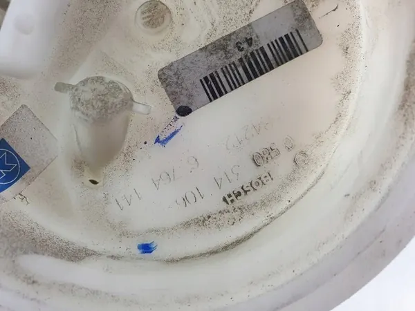 Brandstofpomp BMW 5 E61 530xi 2005 3.0 N52B30 OEM 6764141 image 7