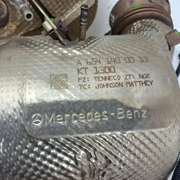 MERCEDES 2.0 CDI CATALYTIC CONVERTER A6541400015 image 8