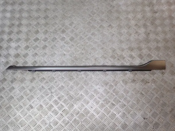 OEM 82210-S9010 Vasen Etuoven Lista Kia Telluride image 2