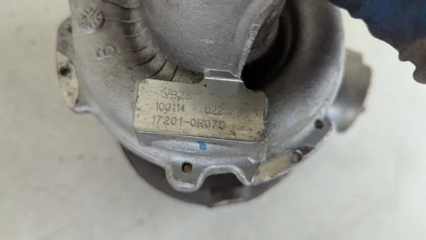 Kit de Turbocompressor Toyota OEM 172010R070 - Usado image 3