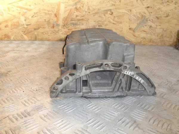 Gebrauchte Ölwanne OEM 21511-27060 für Kia Ceed 2006-2012 image 4