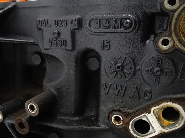 Begagnad motorblock OEM 04L023C för VW Caddy IV image 10