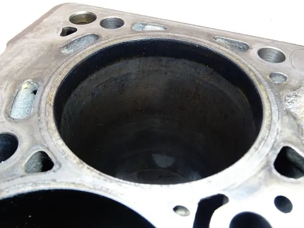Begagnad motorblock OEM 04L023C för VW Caddy IV image 5
