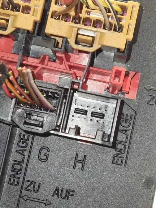 Módulo Confort VW OEM 3C8937049E para Passat B6 image 5