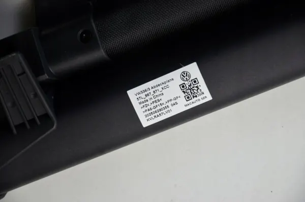 Rodillo de maletero OEM 57L867871 para VW Tiguan III 2024 image 6