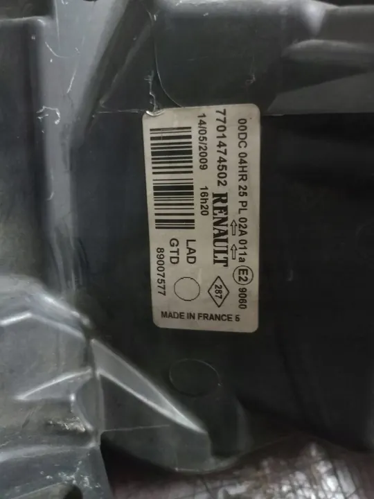 Farol dianteiro direito xenon Renault Laguna II image 6