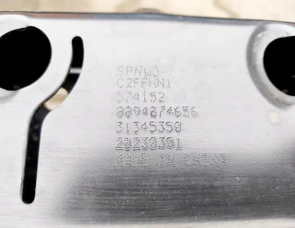 OEM 8894874656 Vorderachsträger für Smart #1 image 9