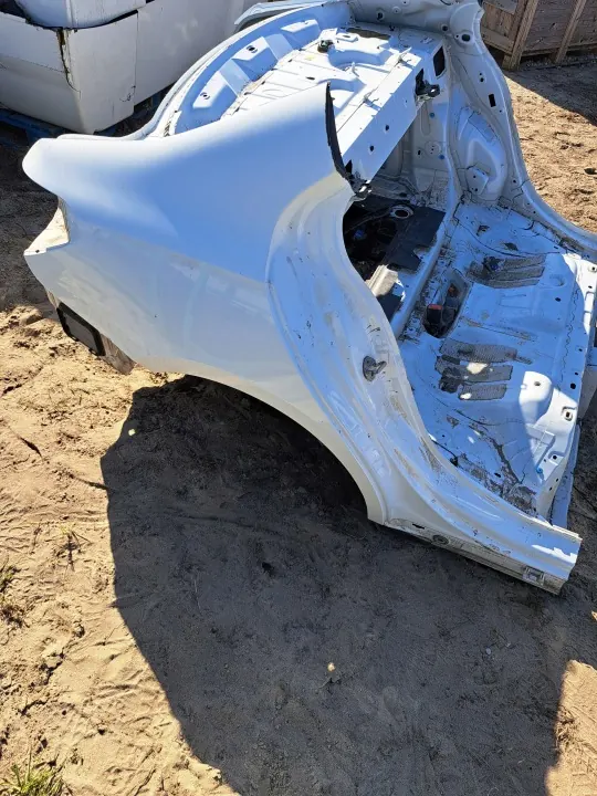 Panneau quart arrière complet Mercedes W177 Berline image 3