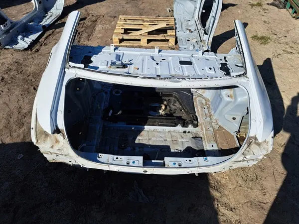Panneau quart arrière complet Mercedes W177 Berline image 4