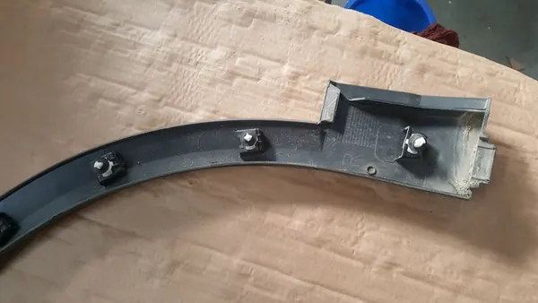 VW T-ROC Etu Oikea Lokasuoja Trim 2GA854732D OEM image 10