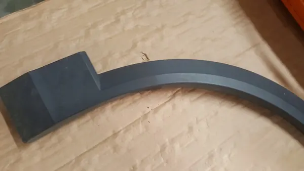 VW T-ROC Etu Oikea Lokasuoja Trim 2GA854732D OEM image 2