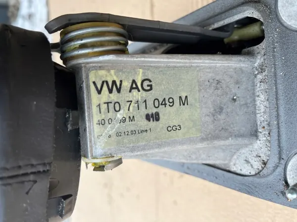 Pommeau de levier de vitesse OEM 1T0711049M VW Touran 2004-2008 image 4