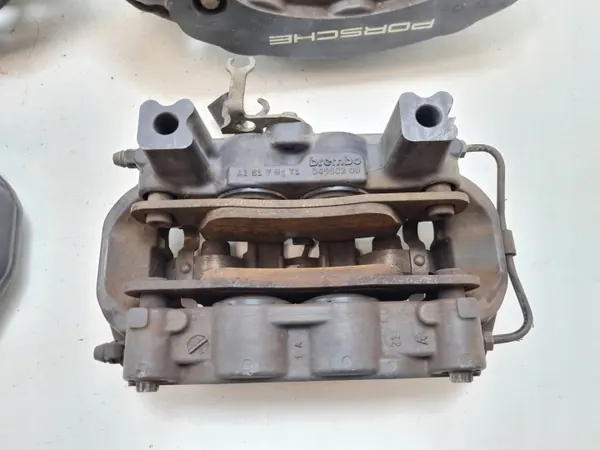 Porsche Taycan Bremsscheiben & Sattel Set OEM 9J1615404M image 5