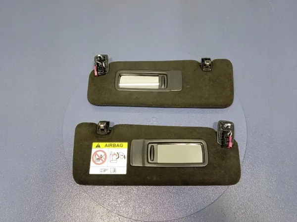 BMW X7 G07 Auringonsuojat OEM 5A2A0C1 5A2A0E6 Alcantara image 4