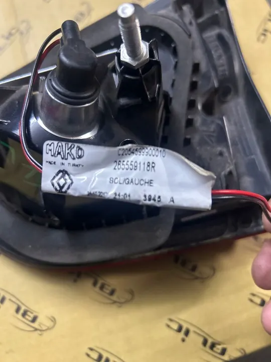 Luz trasera izquierda Renault Clio IV 12-19 image 3