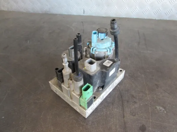 Begagnad AdBlue-pump OEM 85022215 för Volvo FH image 10