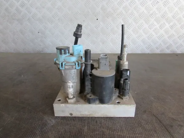 Begagnad AdBlue-pump OEM 85022215 för Volvo FH image 7