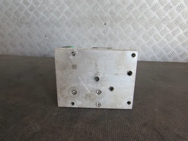 Begagnad AdBlue-pump OEM 85022215 för Volvo FH image 9