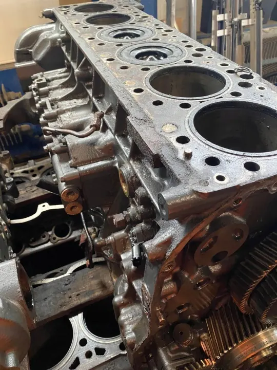 Motorblock OEM f3gfe611_141414 för Cursor 11 Euro 6 image 3