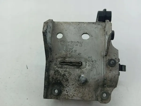 Linker Radiatorbevestiging OEM 7186513 voor BMW image 4