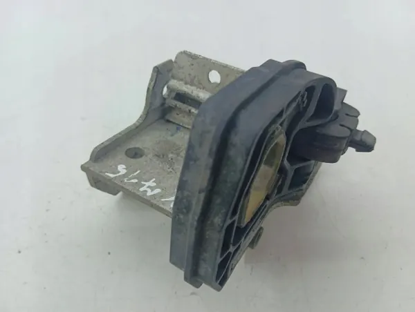 Linker Radiatorbevestiging OEM 7186513 voor BMW image 6
