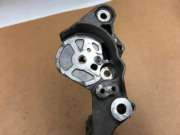 Support de Compresseur 06M260885AF AUDI RS5 S7 S6 image 6