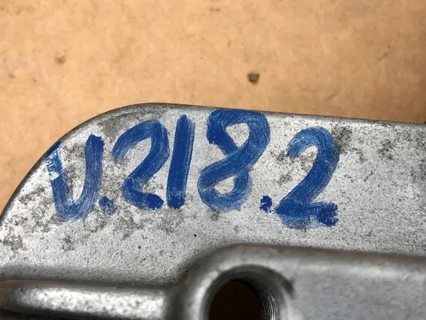 Support de Compresseur 06M260885AF AUDI RS5 S7 S6 image 9