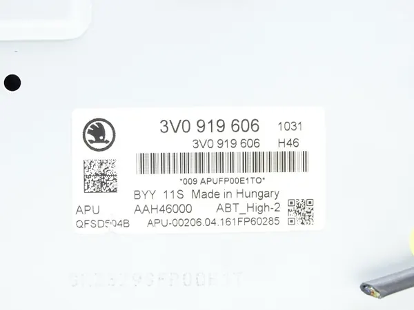 Skoda Superb III Navigationsskärm OEM 3V0919606 image 7