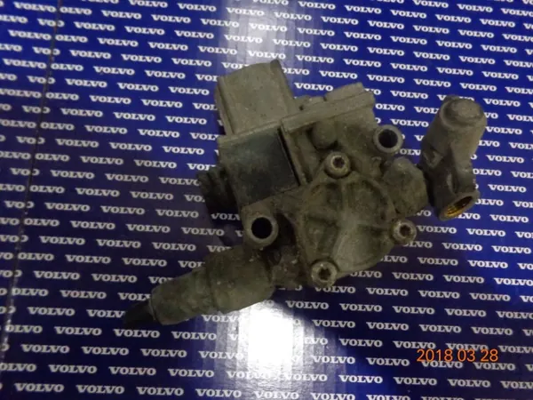 Soupape Modulateur EBS OEM 20516342 pour Volvo FH/FM image 2