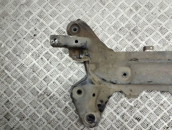 Subchasis Delantero Peugeot OEM AMD75715 - Usado image 7