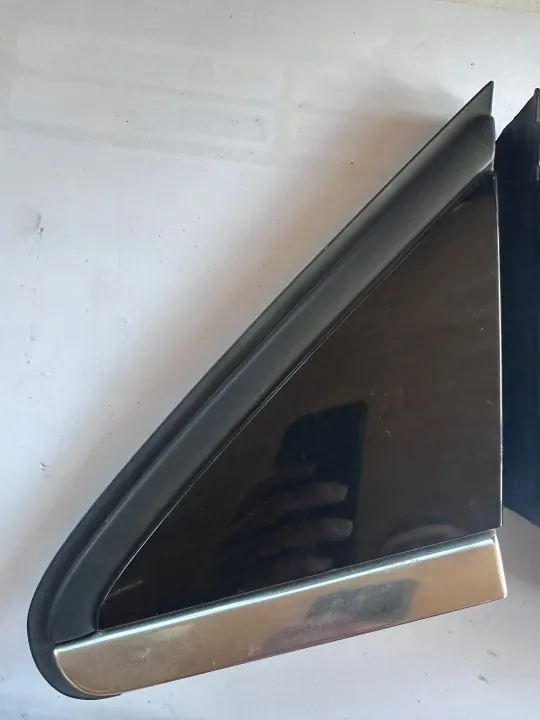 OEM A2466900787 Cache Triangle Rétro Mercedes Classe B image 3