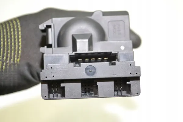 Sytytysavaimen liitin OEM 9065452608 VW Crafter image 9