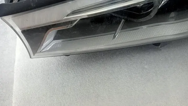 Refletor BMW OE 63117408709 image 2