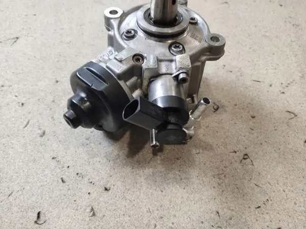 BMW X3 G01 insprutningssystem set OEM 8579230 image 5