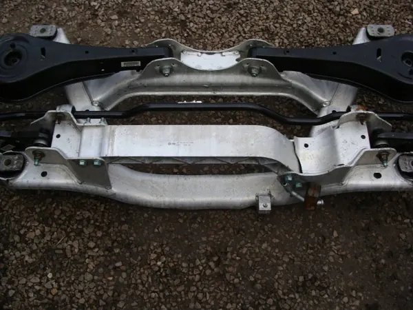 Suspension arrière complète OEM 1K0505359B - Occasion image 10