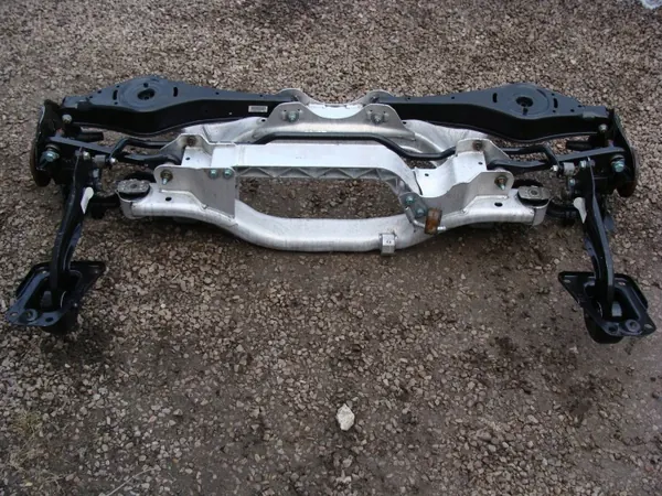 Suspension arrière complète OEM 1K0505359B - Occasion image 7