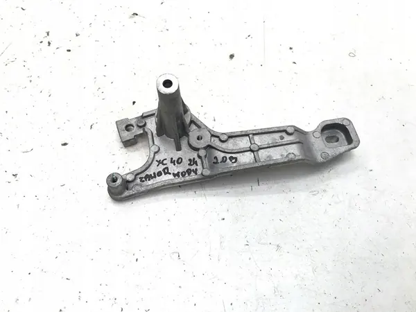 Support de pompe à eau VOLVO XC40 2.0 T5 32249382 image 2