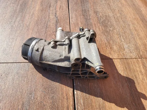 JEEP CHEROKEE KL 2.0 M-JET Base do Radiador de Óleo image 2